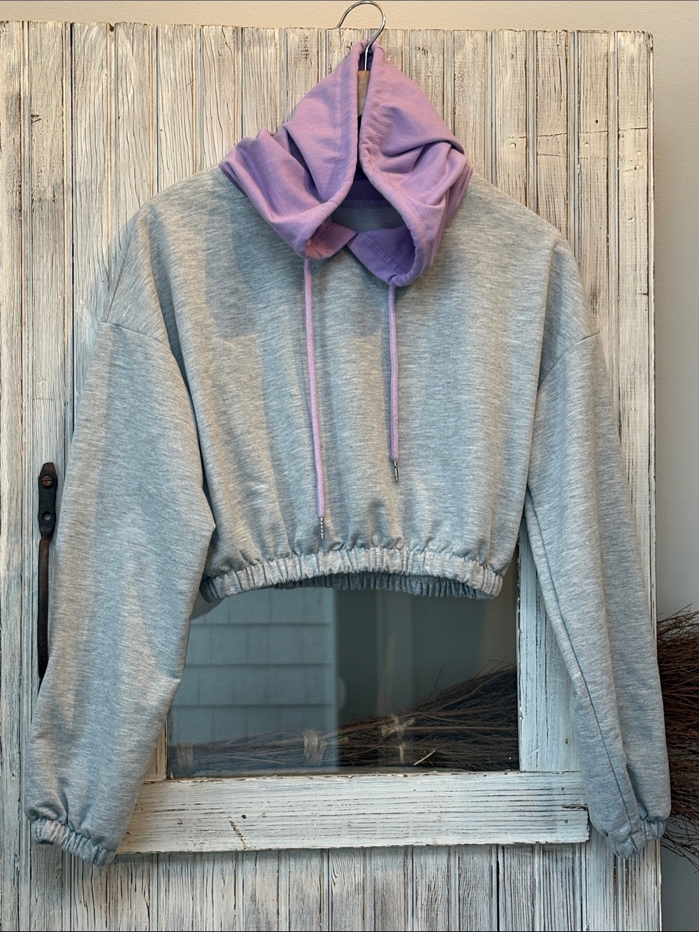 Cropped Gray Sweatshirt with Lavender Hood Size M Unbranded